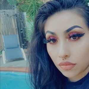 Meet your Posher, Dulce